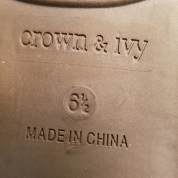 Crown and Ivy Black Suede Ankle Booties  Size 6.5 M - Picture 6 of 9